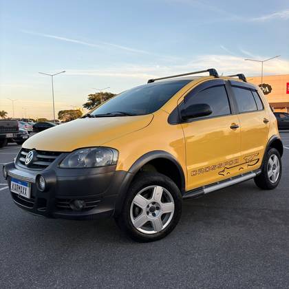 VOLKSWAGEN CROSSFOX 1.6 MI FLEX 8V 4P MANUAL VOLKSWAGEN CROSSFOX 1.6 MI FLEX 8V 4P MANUAL